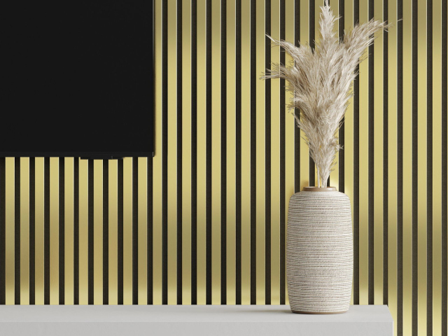 Zelta lameles telpā