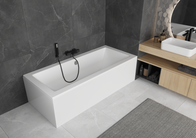 Taisnstūra vannas noteka centrā