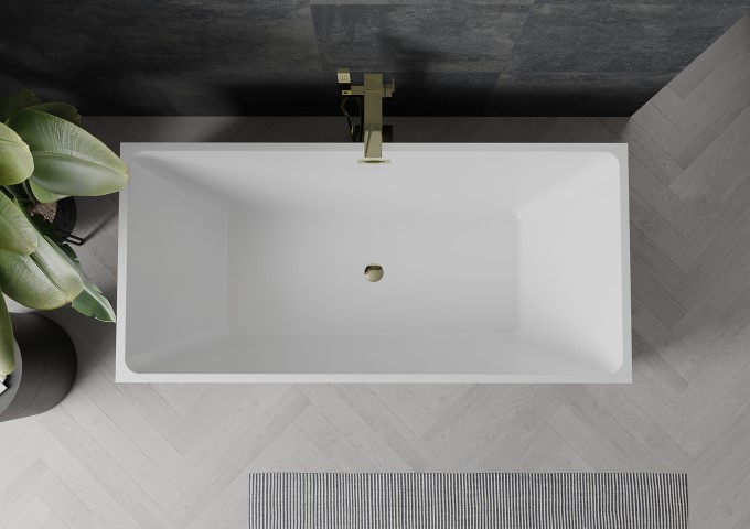 brīvi stāvoša vanna vannas istabā