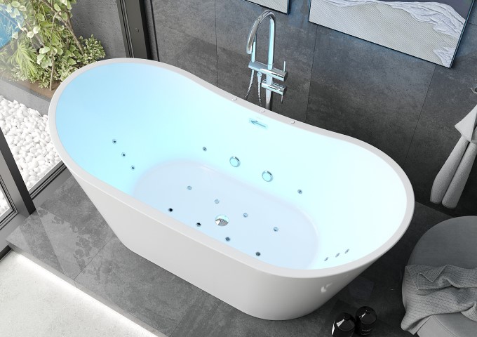 Brīvi stāvoša vanna ar hidromasāžu