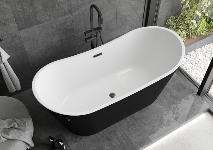 Lielas brīvi stāvošās vannas