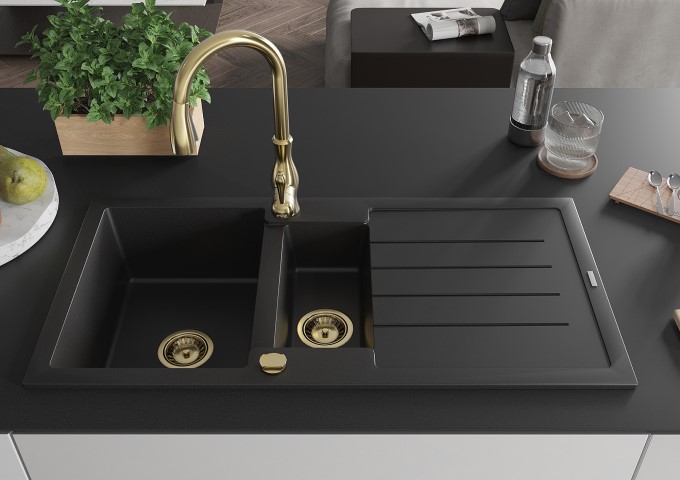 izlietnes ar virtuves baterijām