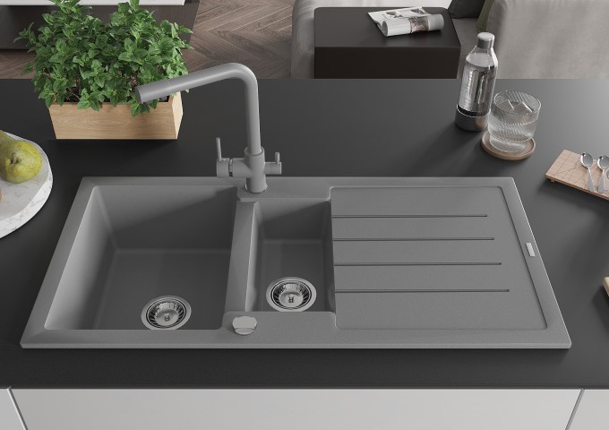 Plastmasas virtuves notekas