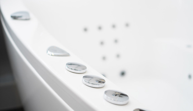 Kā rūpēties par vannas jaucējkrāniem ar termostatu?