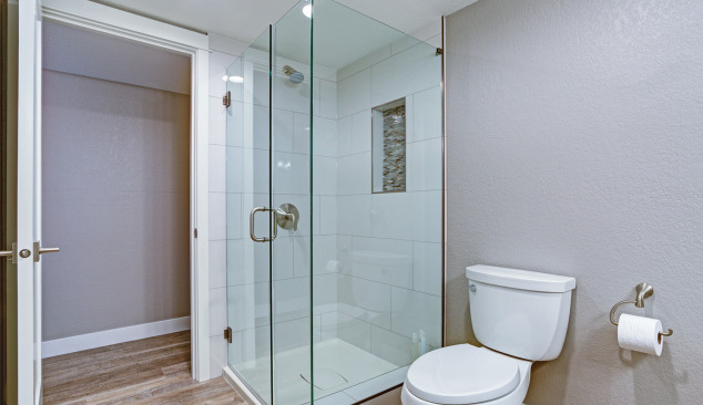 Tualetes pods - kuru izvēlēties? Karājošu vai stāvošu?