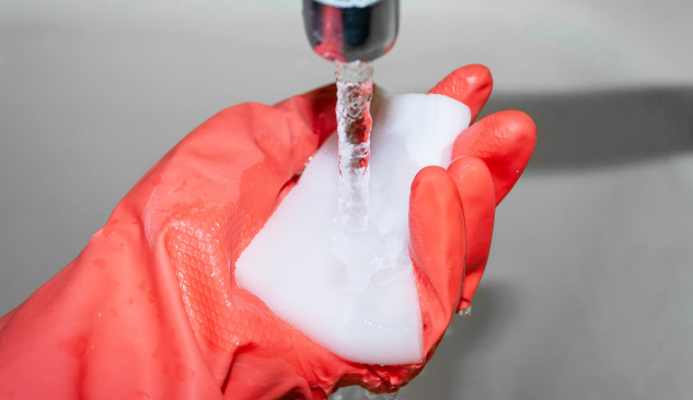 Kā tīrīt līnijveida noteku?