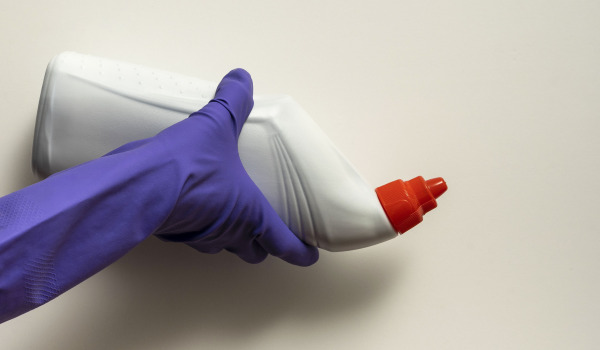 Kā tīrīt sienas līnijas noteku?