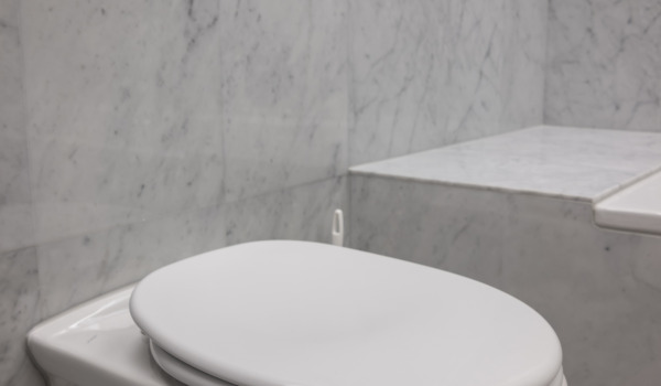 Labākie iebūvējamo tualešu komplekti