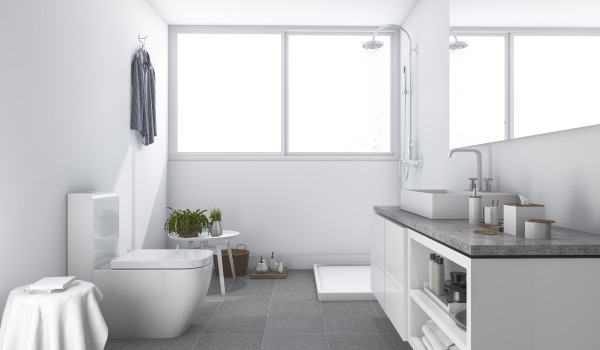 Taisnstūra dušas paliktņa atrašanās vieta vannas istabā