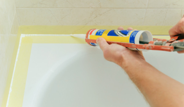 Kā uzstādīt pusapaļo dušas pamatu?